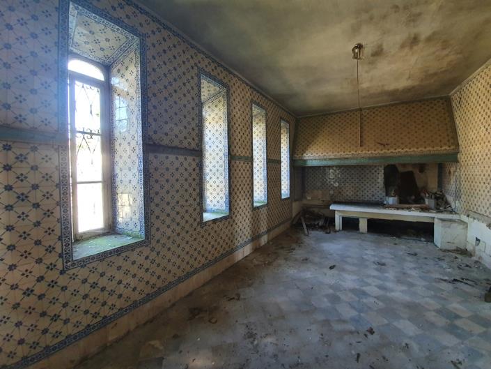 Image No.10-12 Bed Mansion for sale