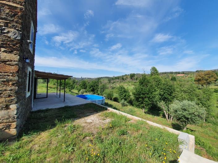 Image No.4-2 Bed Country Property for sale