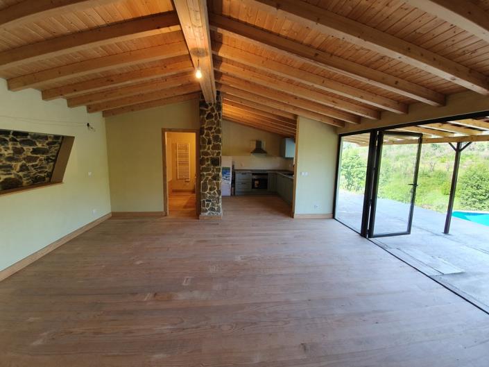 Image No.8-2 Bed Country Property for sale