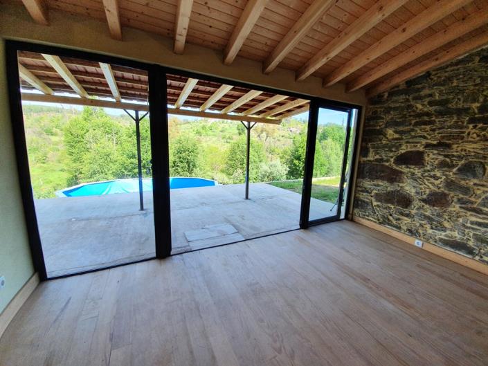 Image No.7-2 Bed Country Property for sale