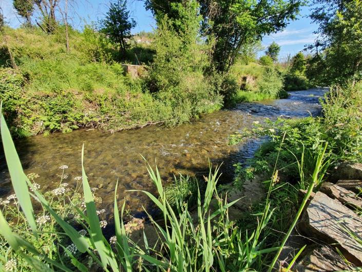 Image No.25-2 Bed Country Property for sale