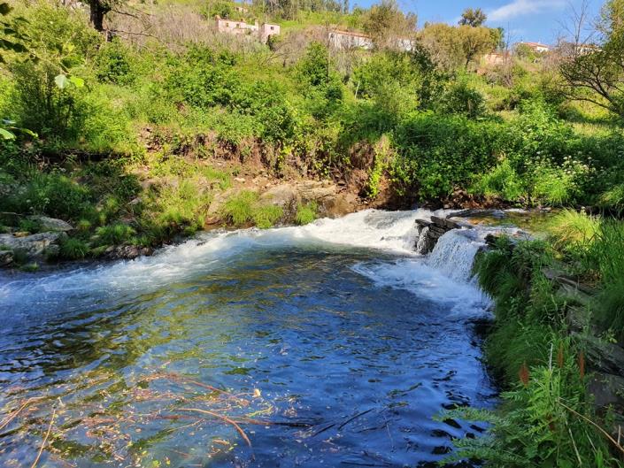 Image No.2-2 Bed Country Property for sale