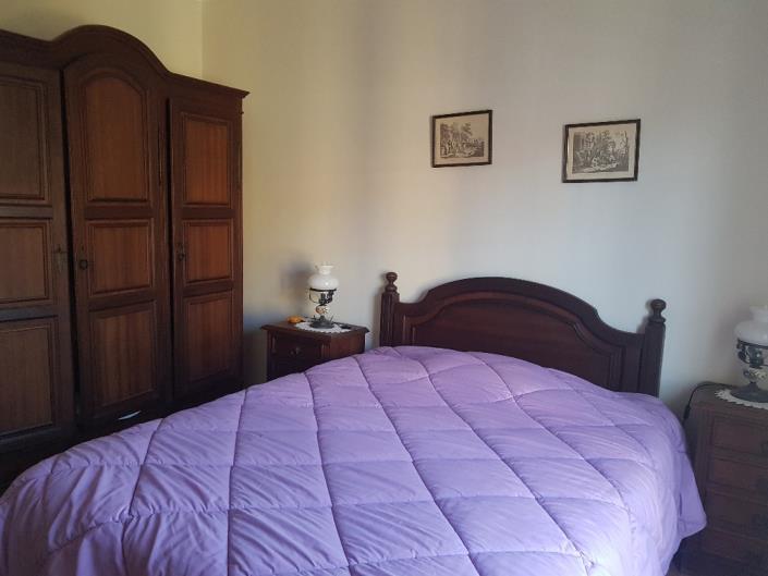 Image No.39-3 Bed Country Property for sale