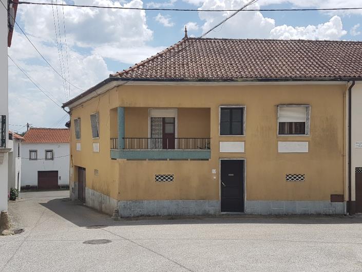 Image No.1-Maison de campagne de 4 chambres à vendre à Pedrógão Grande