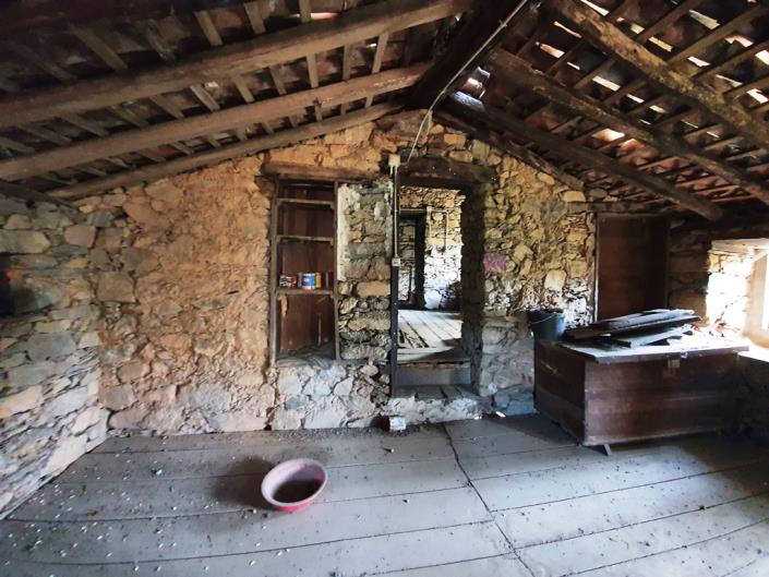 Image No.7-2 Bed Village House for sale