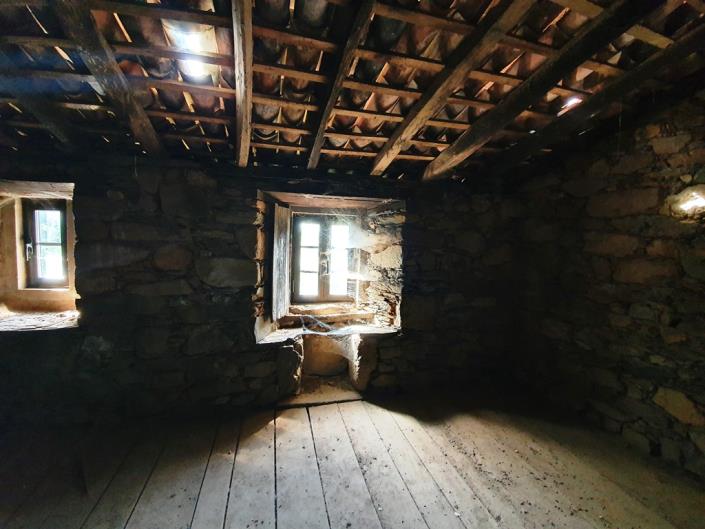 Image No.8-2 Bed Village House for sale