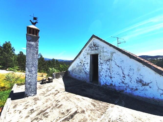 Image No.25-Maison de village de 5 chambres à vendre à Sertã