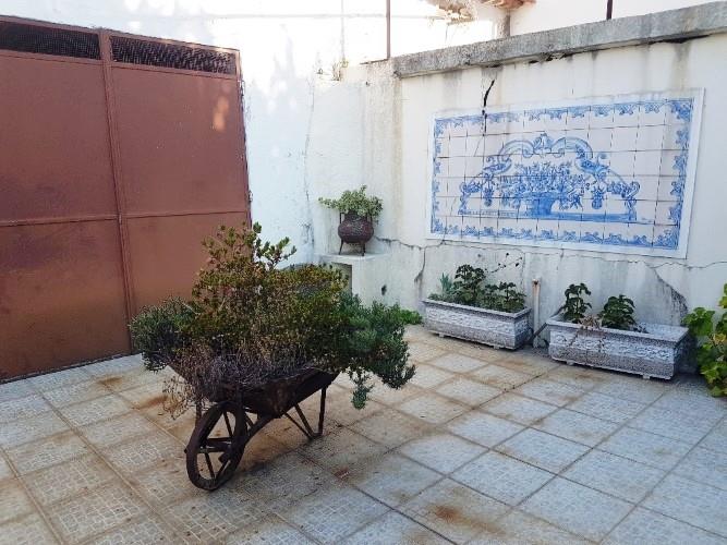 Image No.4-5 Bed Village House for sale