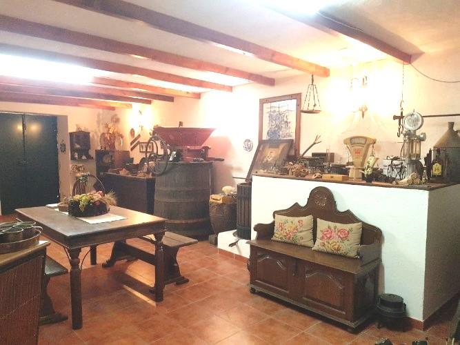 Image No.36-5 Bed Village House for sale