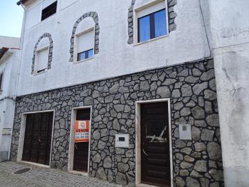 1 - Pedrógão Grande, Maison de ville