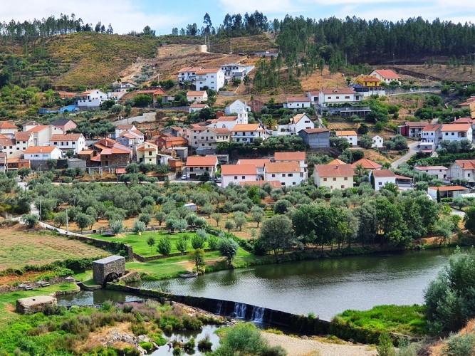 Image No.3-2 Bed Country House for sale