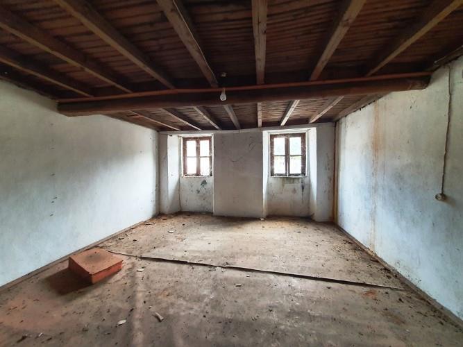 Image No.18-2 Bed Country House for sale