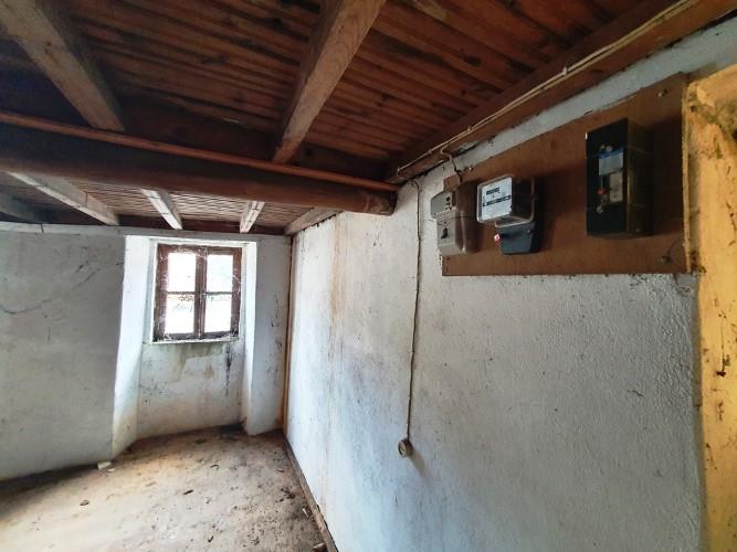 Image No.19-2 Bed Country House for sale