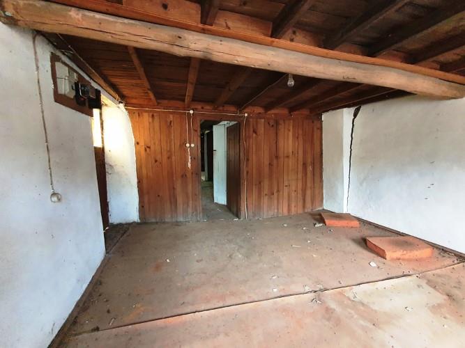 Image No.21-2 Bed Country House for sale