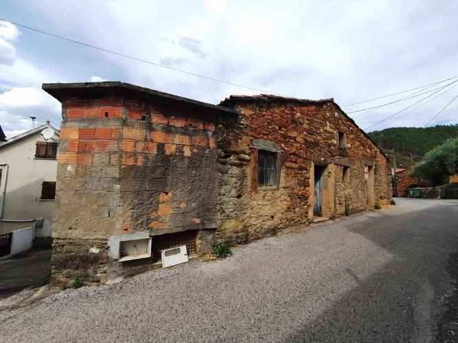 Image No.27-2 Bed Country House for sale