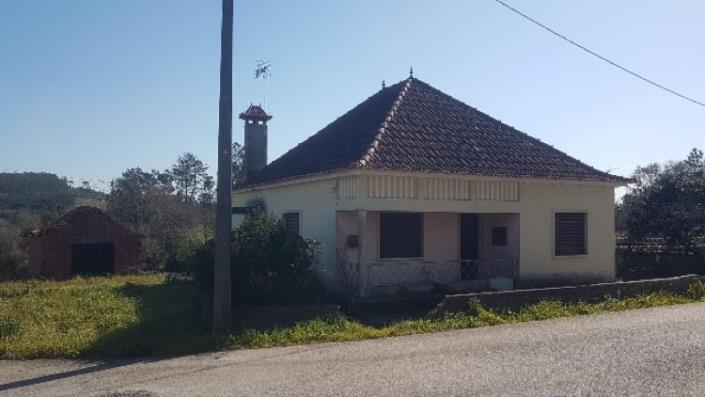 Image No.1-3 Bed Farmhouse for sale