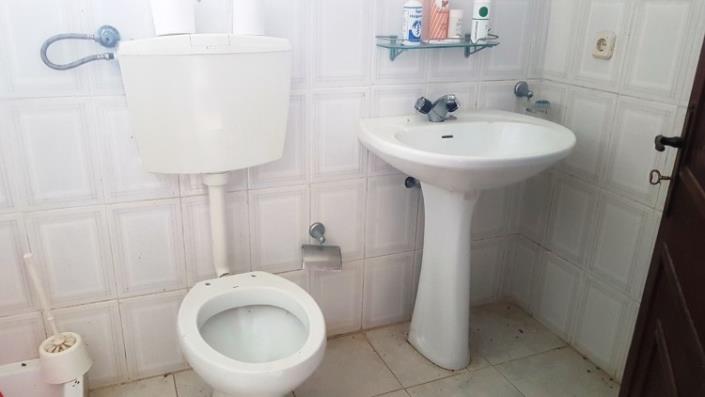 Image No.38-4 Bed Farmhouse for sale