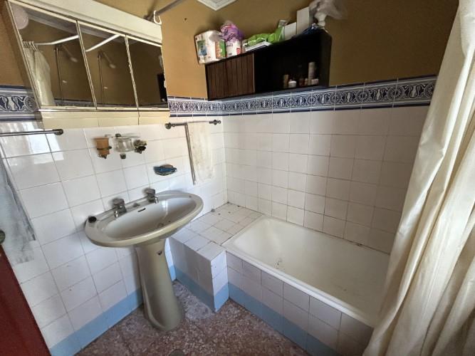 Image No.24-3 Bed Village House for sale