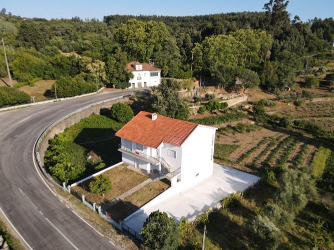 Image No.4-Maison de 4 chambres à vendre à Figueiró dos Vinhos