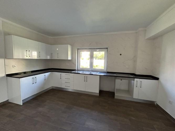 Image No.7-Maison de 4 chambres à vendre à Figueiró dos Vinhos