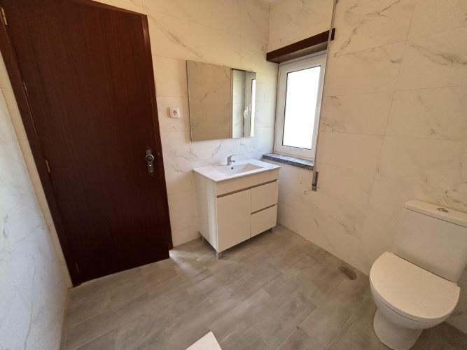 Image No.19-Maison de 4 chambres à vendre à Figueiró dos Vinhos