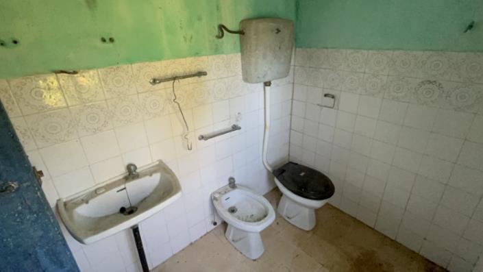 Image No.31-4 Bed Farmhouse for sale