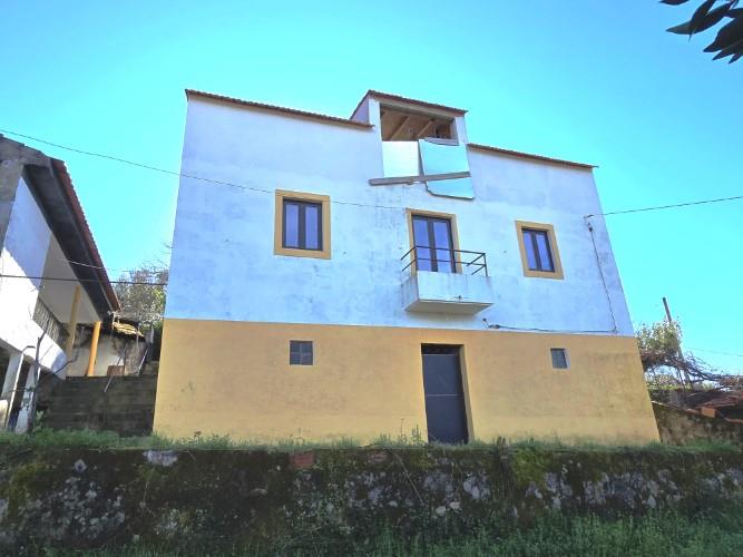 Image No.7-2 Bed Farmhouse for sale