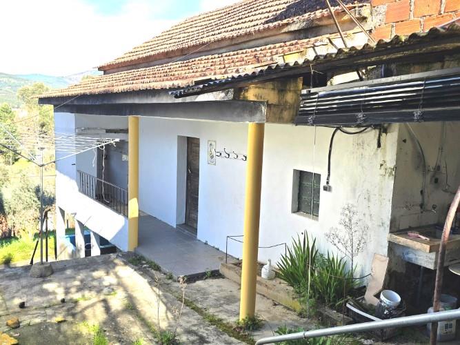 Image No.14-2 Bed Farmhouse for sale