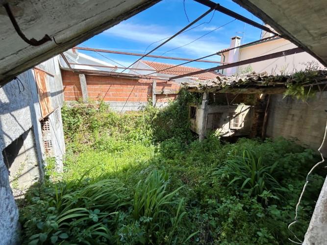 Image No.21-4 Bed Country House for sale