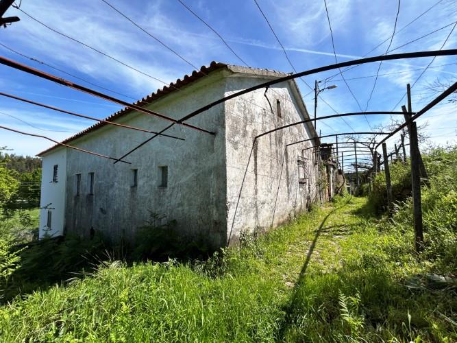 Image No.25-4 Bed Country House for sale