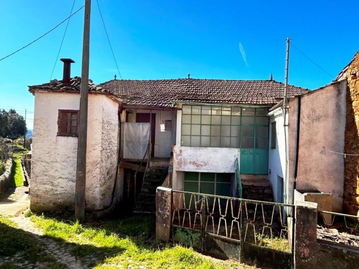 Image No.3-Maison de campagne de 4 chambres à vendre à Pedrógão Grande