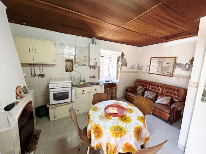 Image No.25-3 Bed Village House for sale