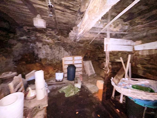 Image No.15-2 Bed Village House for sale