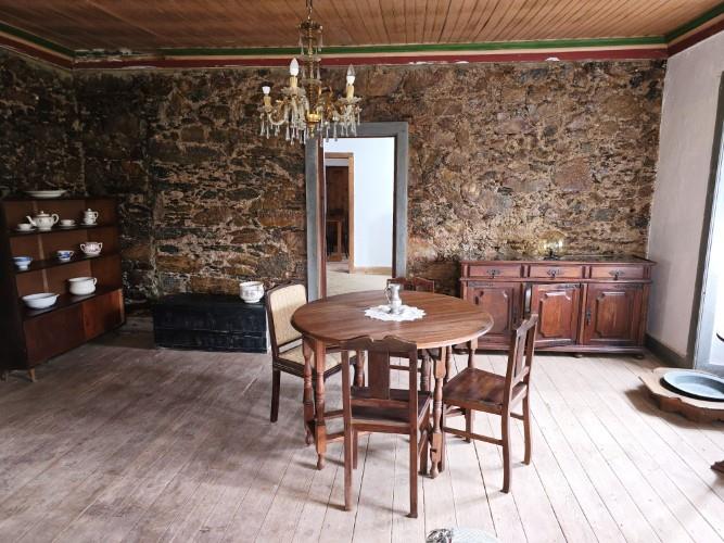 Image No.10-Maison de campagne de 4 chambres à vendre à Álvares