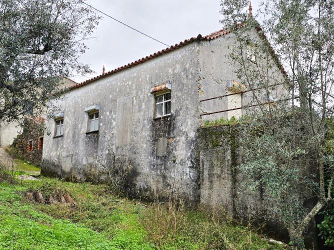 Image No.3-Maison de village de 4 chambres à vendre à Góis