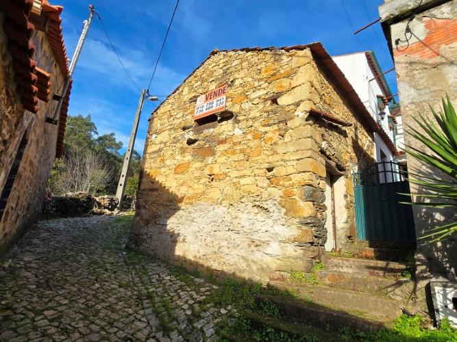 Image No.1-Propriété de pays à vendre à Campelo