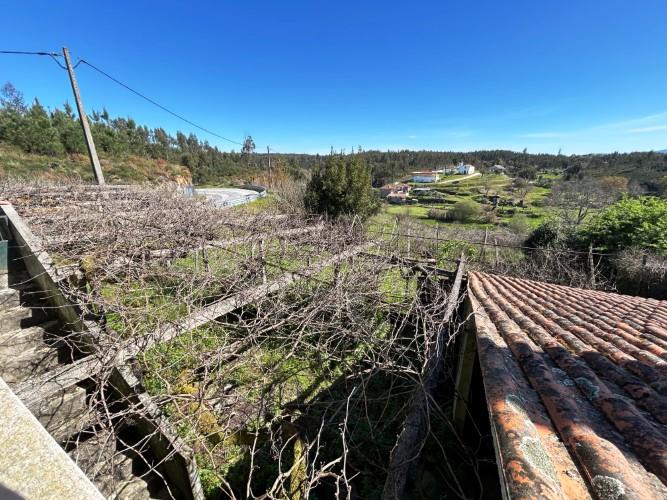 Image No.22-4 Bed Farmhouse for sale