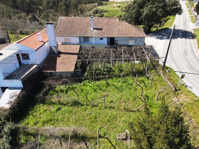 Image No.45-4 Bed Farmhouse for sale