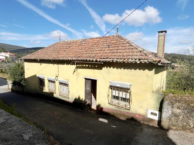 Image No.5-3 Bed Village House for sale