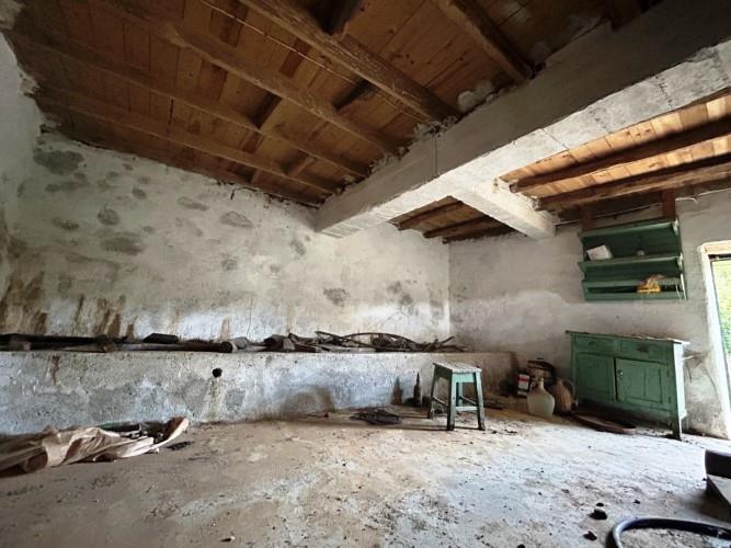 Image No.27-3 Bed Village House for sale