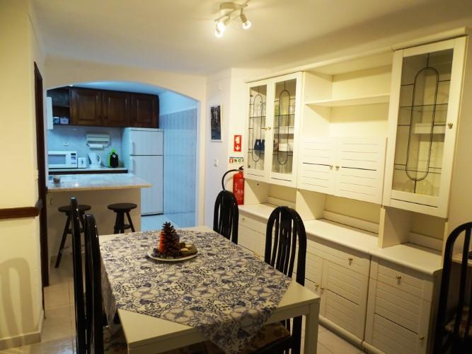 Image No.8-3 Bed House for sale