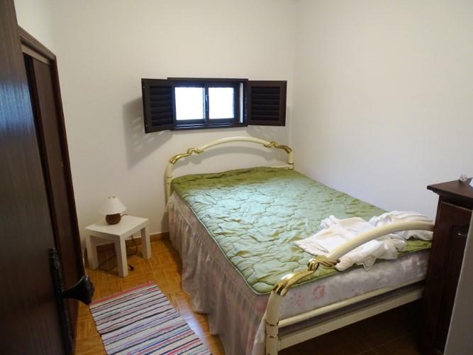 Image No.15-3 Bed House for sale