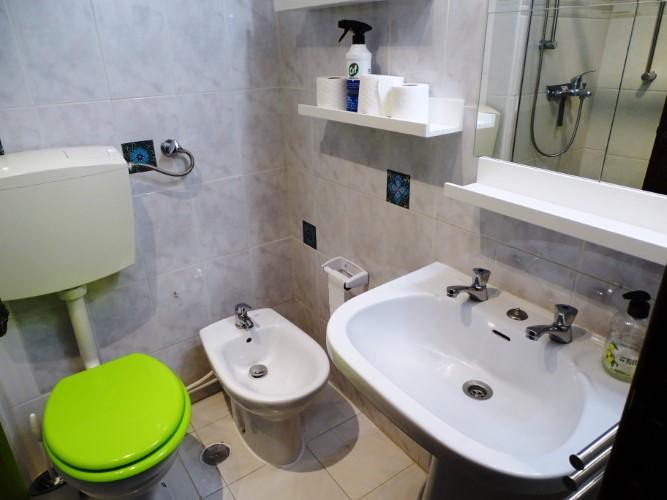 Image No.19-3 Bed House for sale