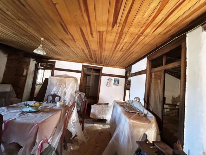 Image No.13-3 Bed Village House for sale