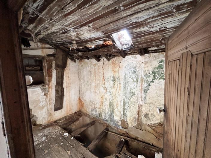 Image No.14-3 Bed Village House for sale