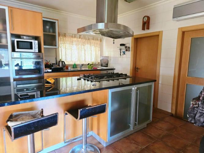 Image No.24-3 Bed House for sale