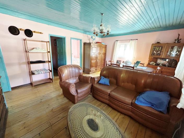 Image No.6-3 Bed Village House for sale