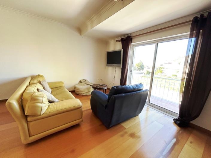 Image No.11-2 Bed Townhouse for sale