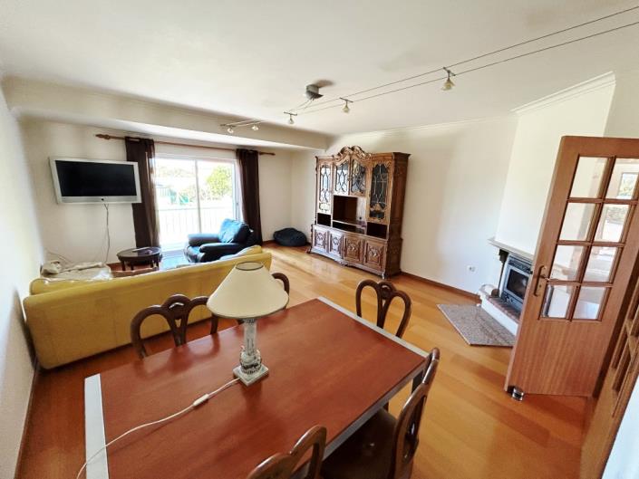 Image No.14-2 Bed Townhouse for sale