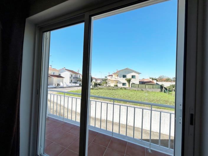 Image No.15-2 Bed Townhouse for sale